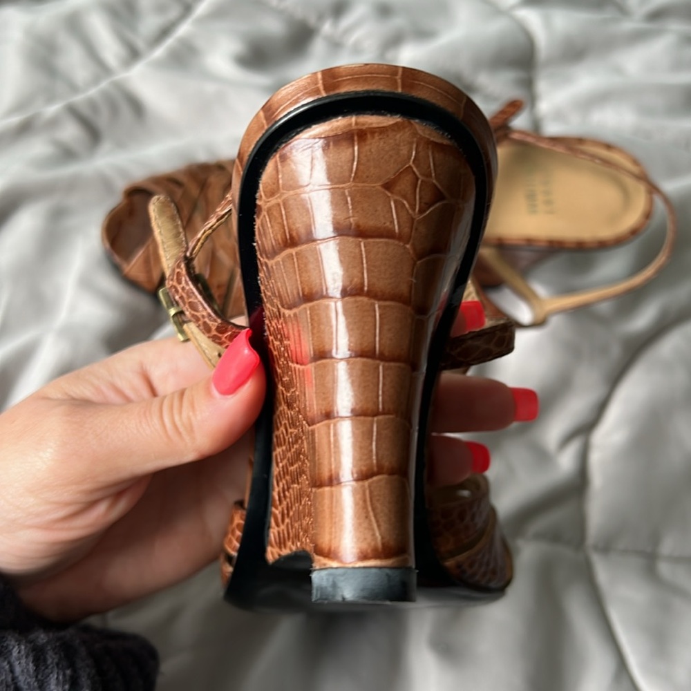 Stuart Weitzman Tan Croc-Pattern Wedges - Picture 10 of 13